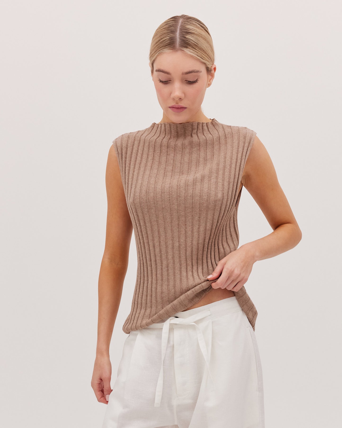 The Ribbed Funnel Neck Tank - Walnut