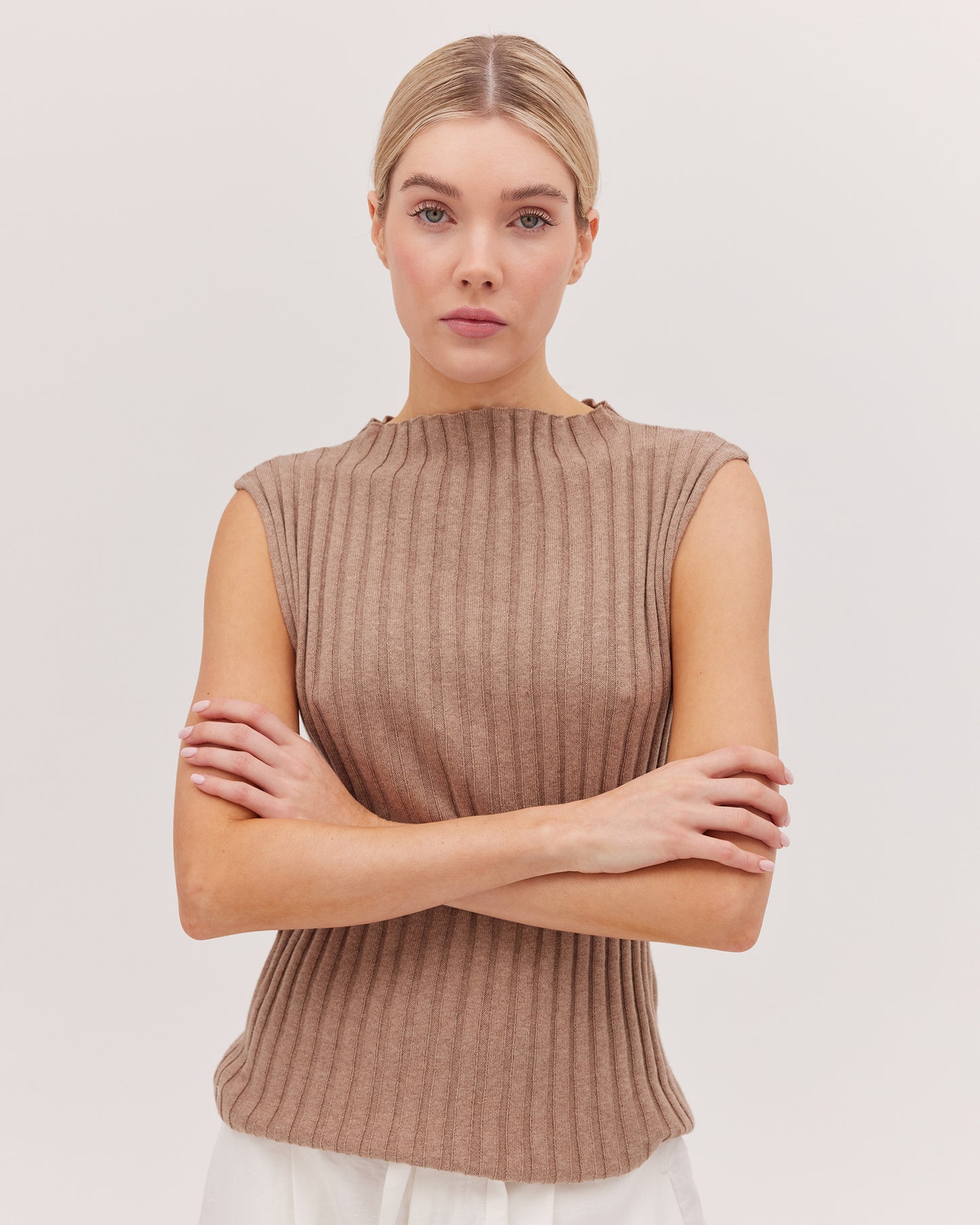 The Ribbed Funnel Neck Tank - Walnut