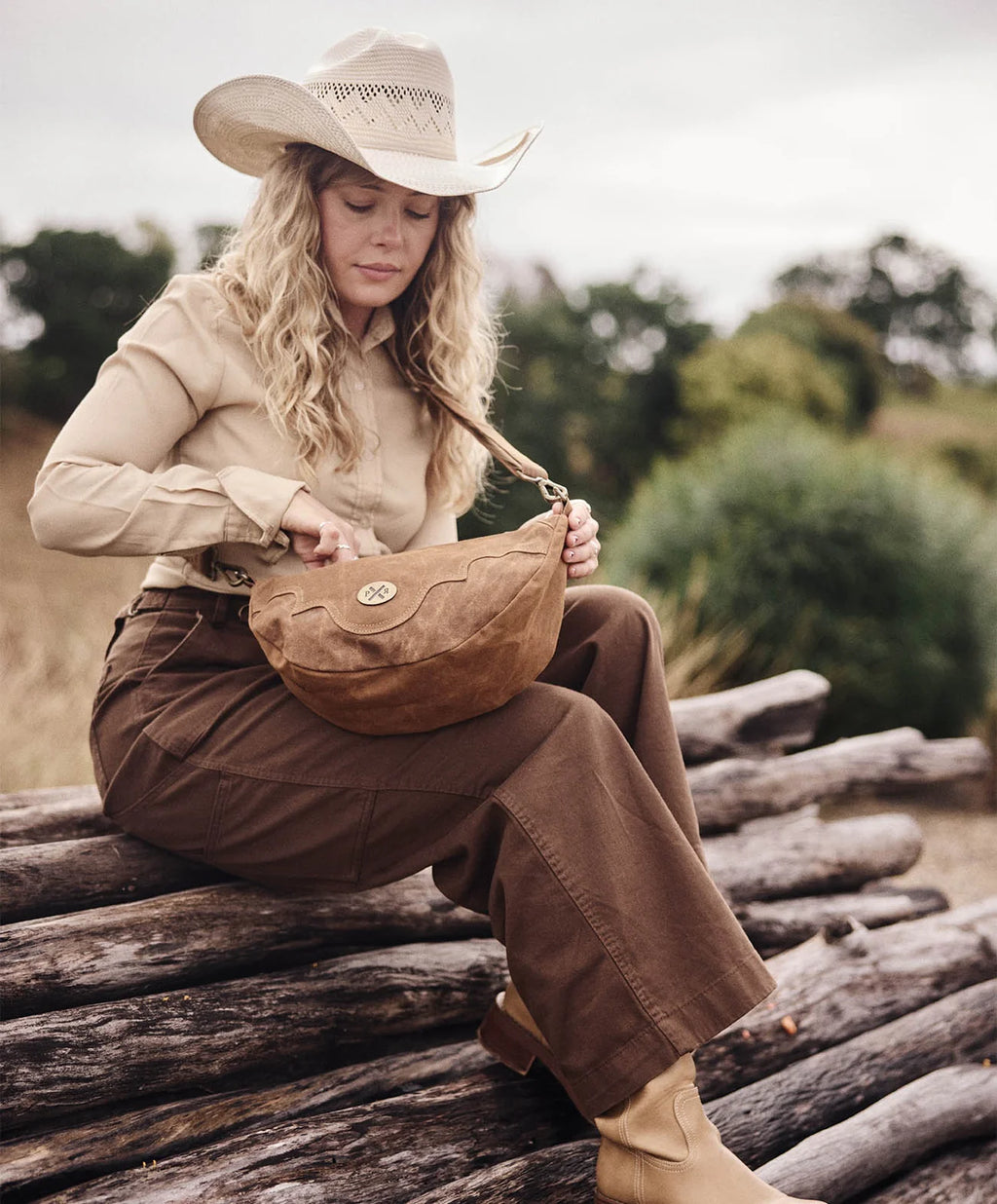 Slow Road Shoulder Bag - Spicy Cowboy