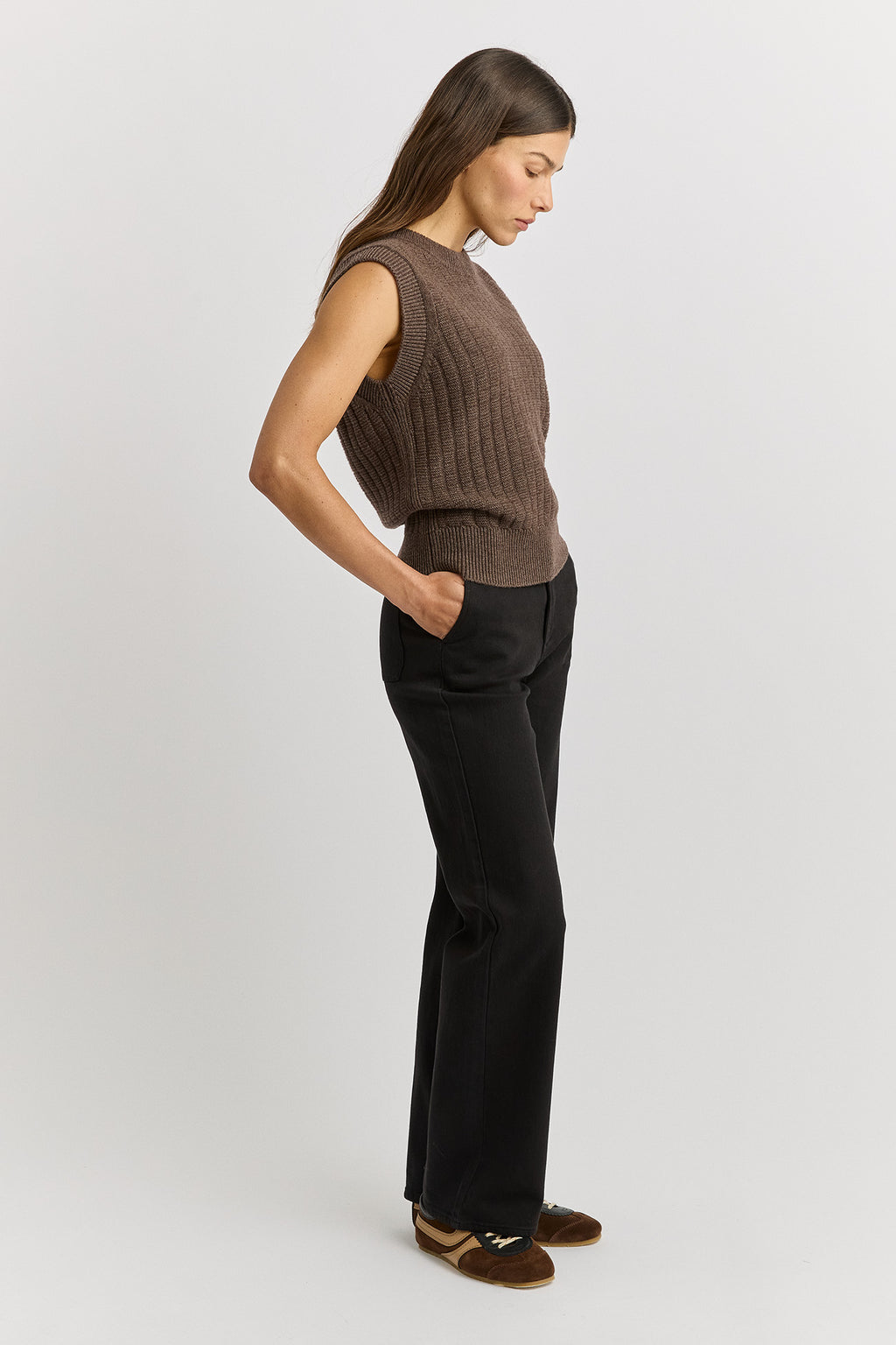Grid Knit Vest - Mocha
