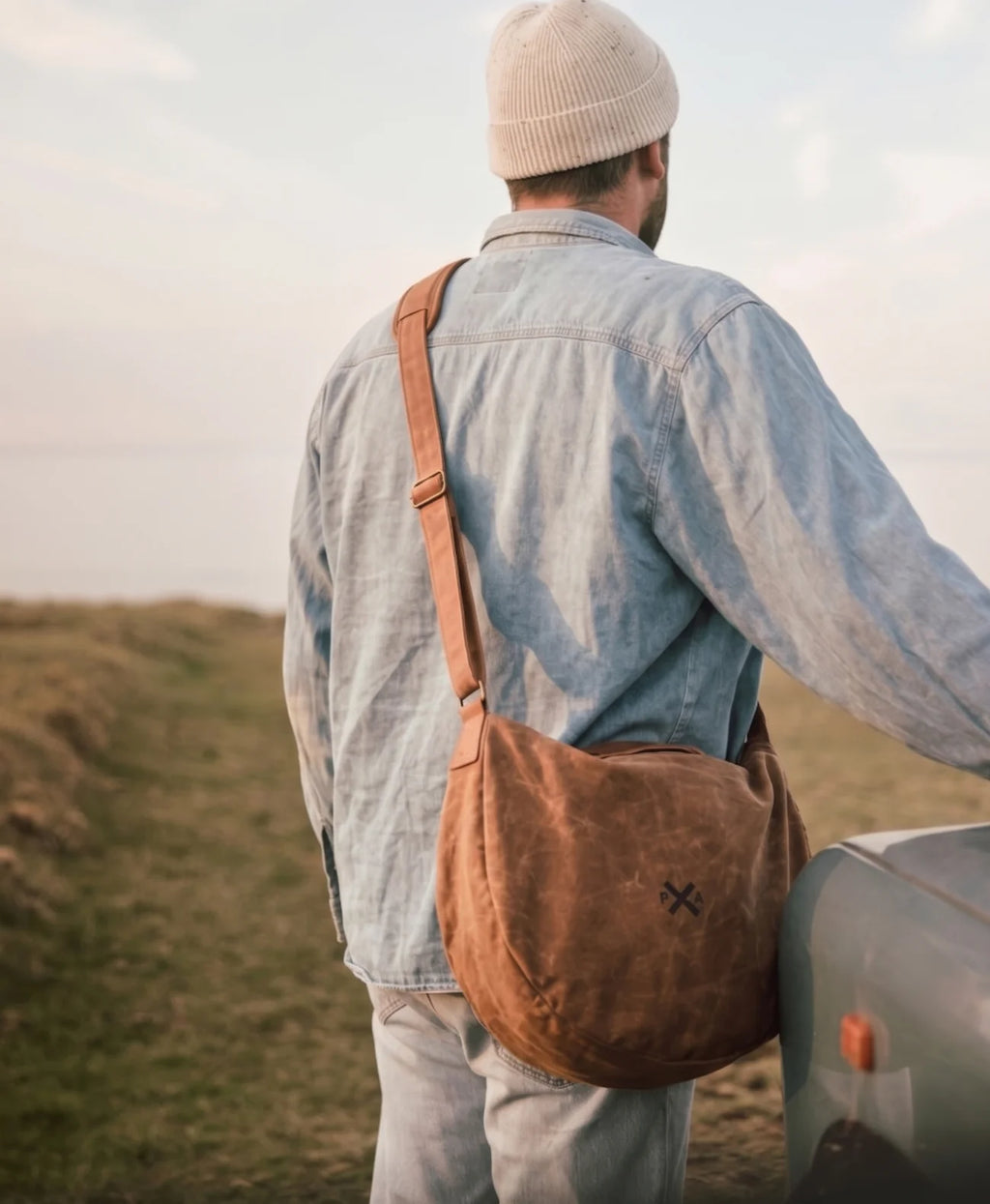 Slow Road Large Shoulder Bag - Waxed Spice