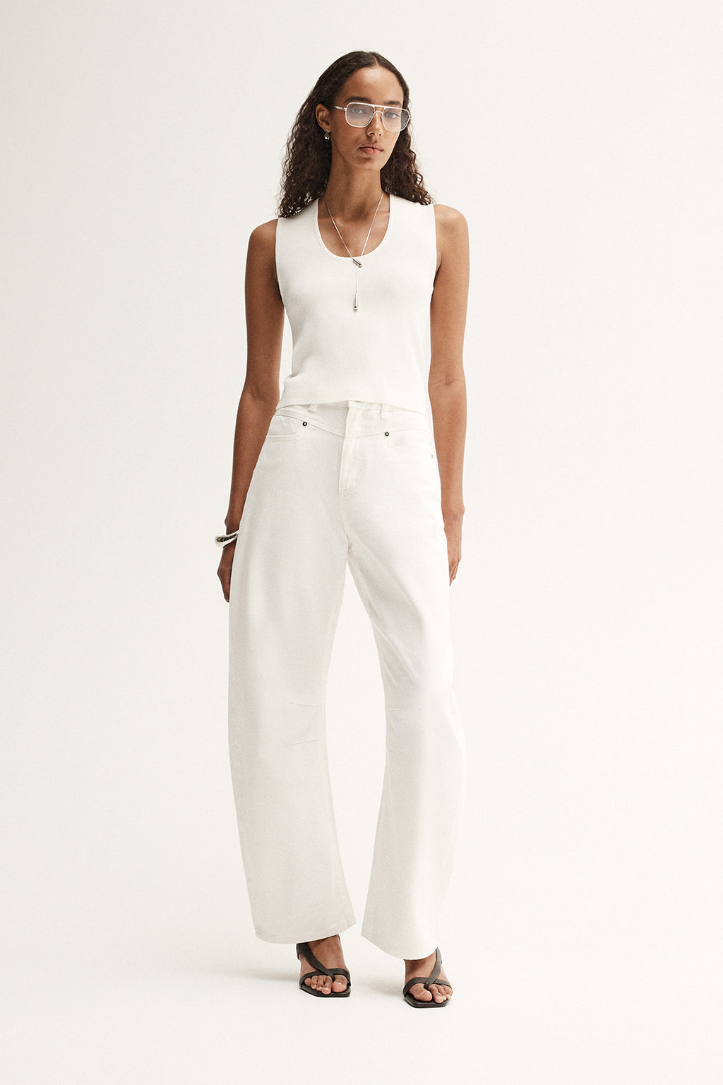 Chelsea Barrel Leg Jean - Ivory