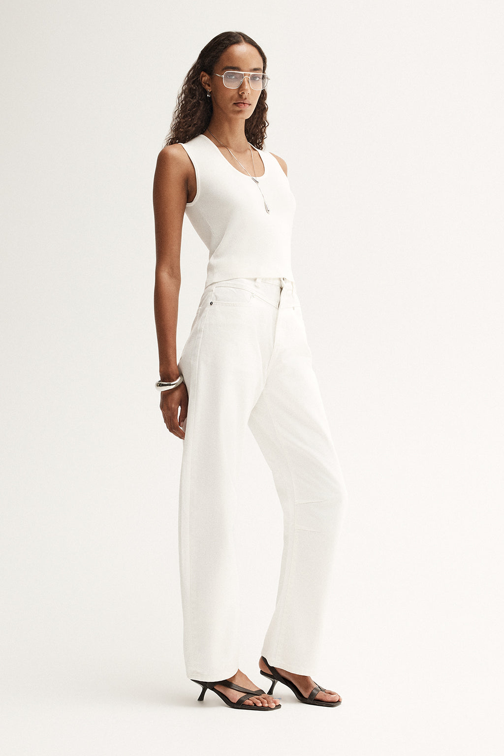 Chelsea Barrel Leg Jean - Ivory
