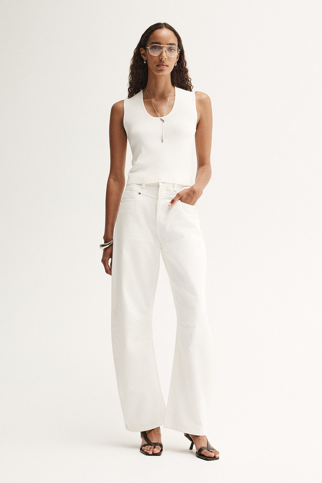Chelsea Barrel Leg Jean - Ivory