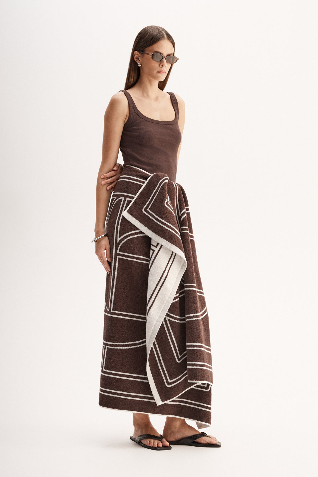 Beau Towel - Chocolate Ecru