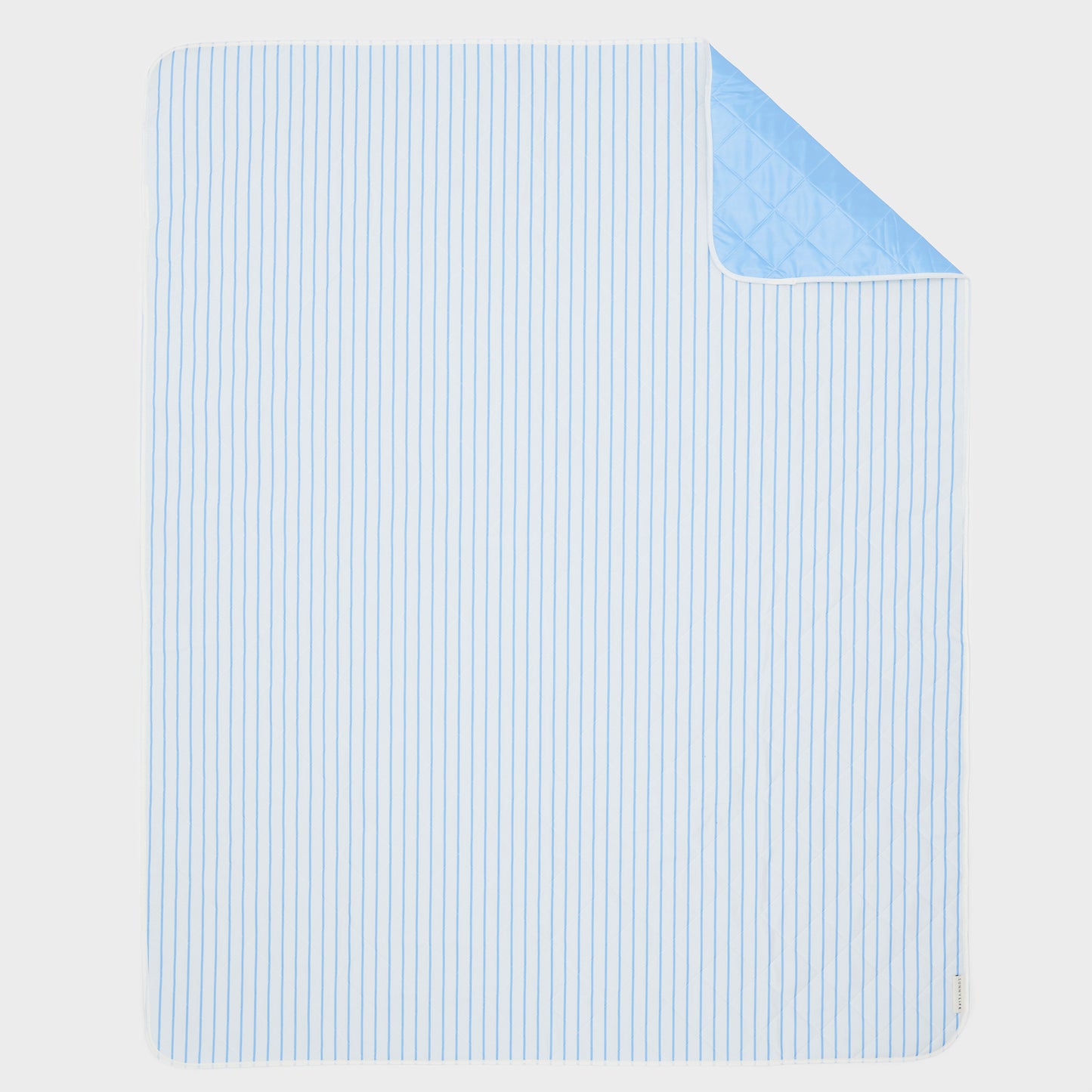 Beach and Picnic Blanket Le Weekend - Mid Blue Cream