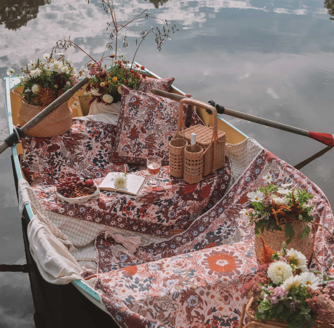 Native Picnic Rug - Blossom