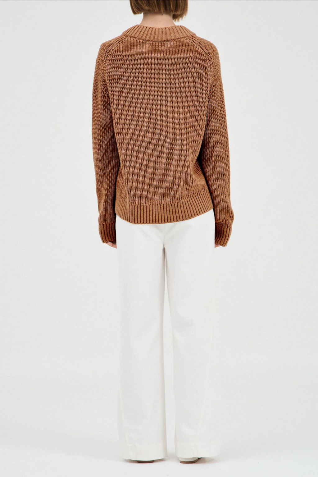 The Cotton-Cashmere V Neck Knit - Camel
