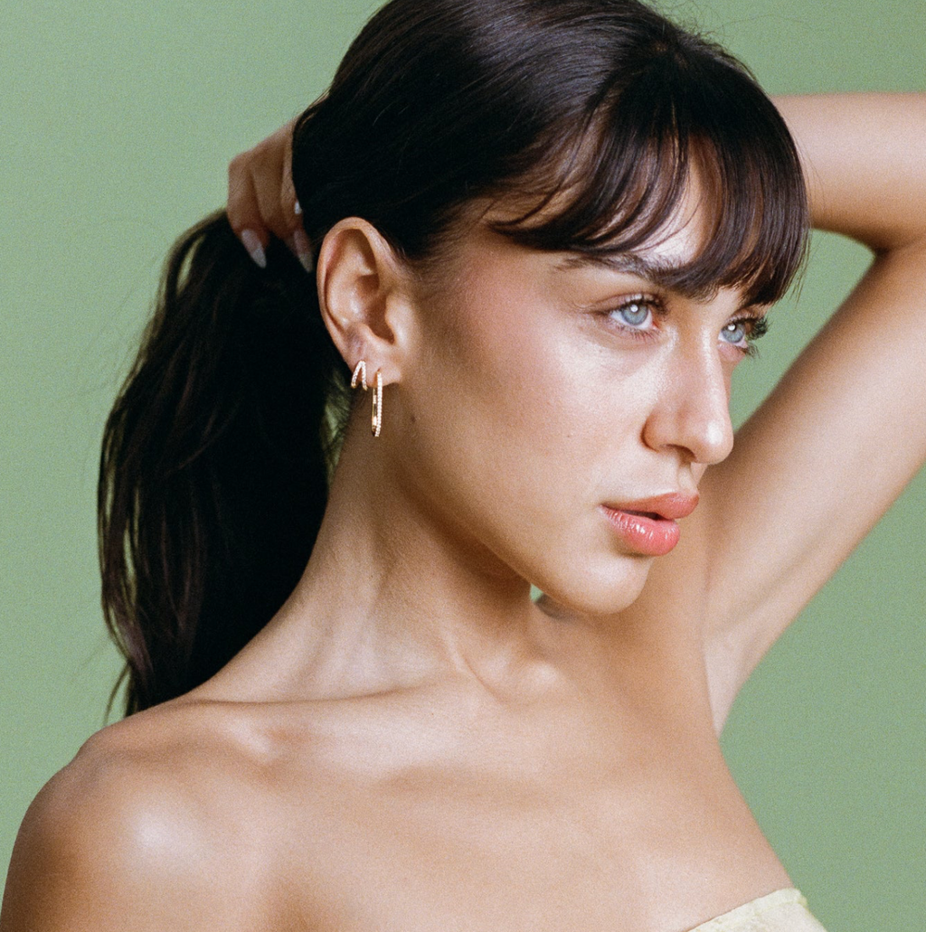 Double Angel Huggies - Gold/Clear