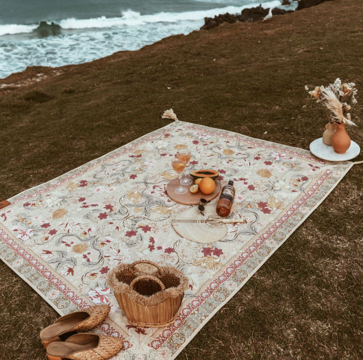 Forest Picnic Rug - Pastel