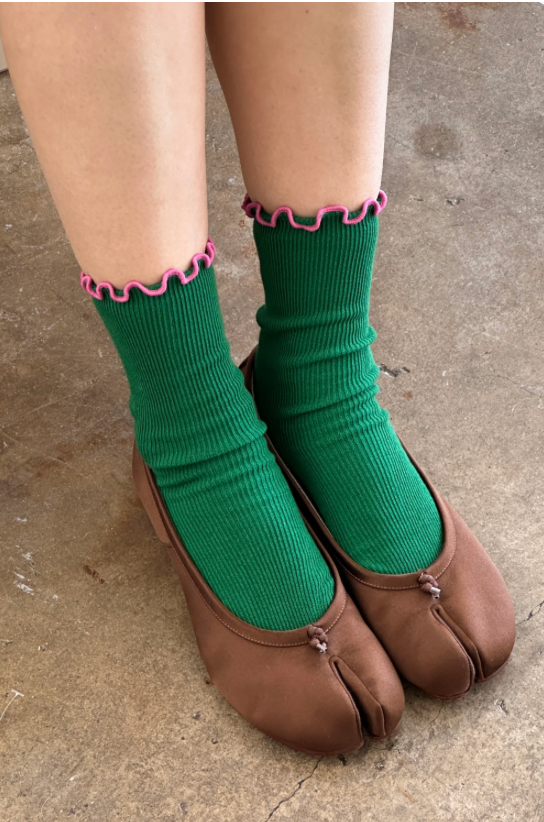 Ruffled Modal Socks - Pink and Spinach