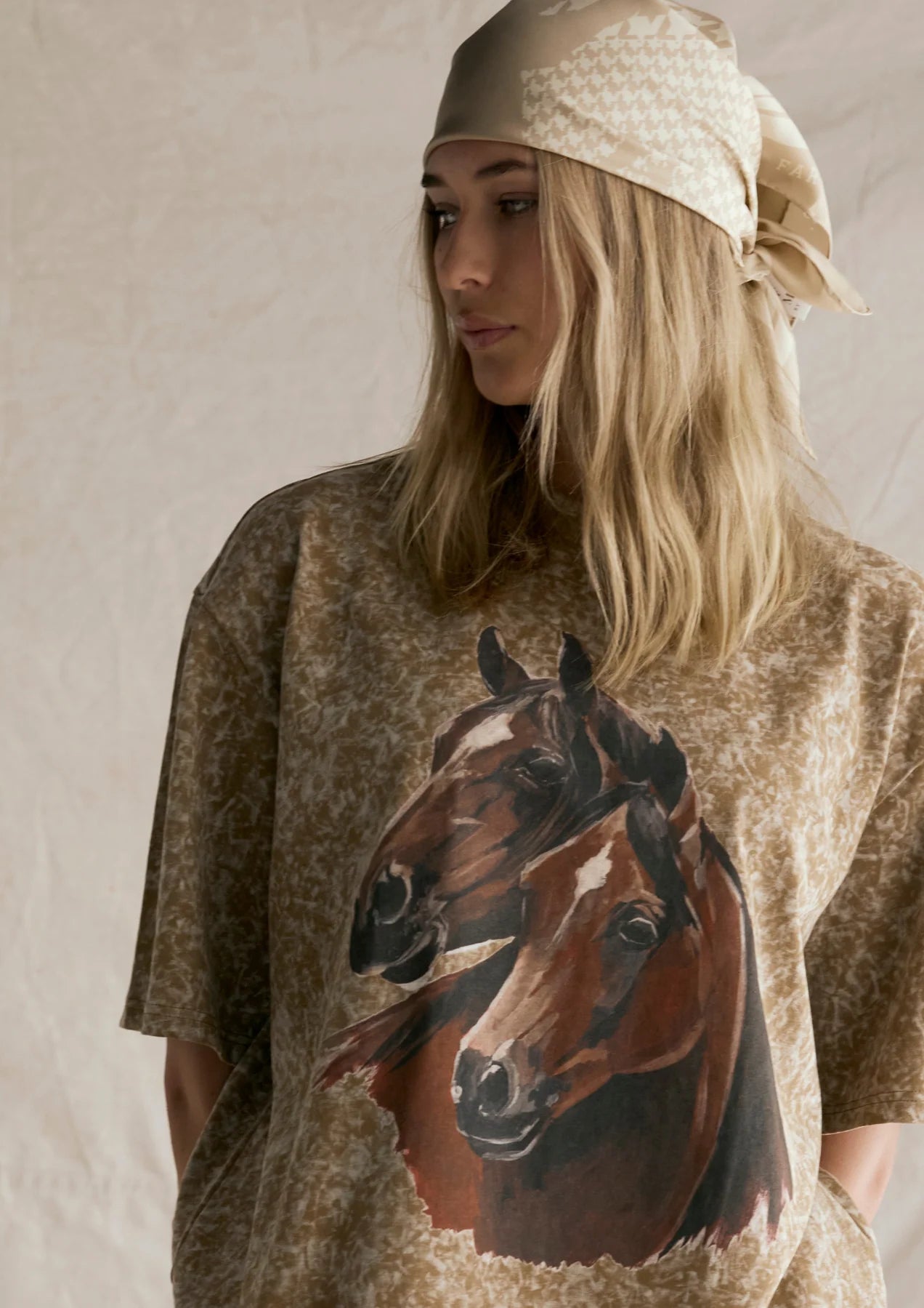 Houndstooth Horse Latte Cotton Bandana